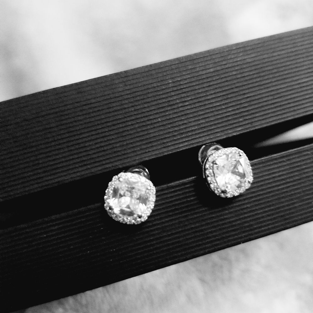 Halo earrings